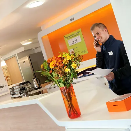 Ibis Budget Les Chaumes Hotel 2*