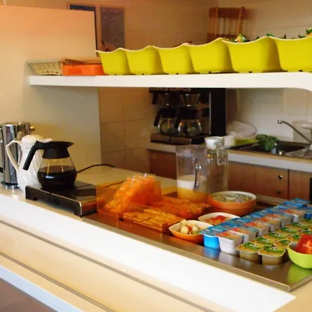 Hotel Ibis Budget Les Chaumes 2*