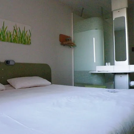 Hotel Ibis Budget Les Chaumes 2*