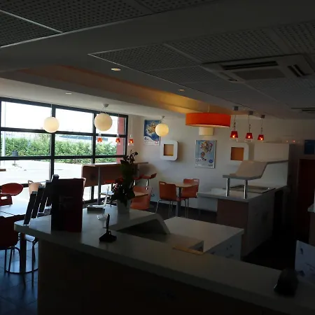 Ibis Budget Les Chaumes