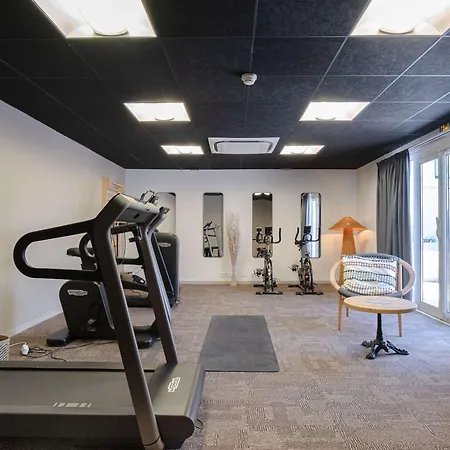 Ibis Budget Les Chaumes Hotel