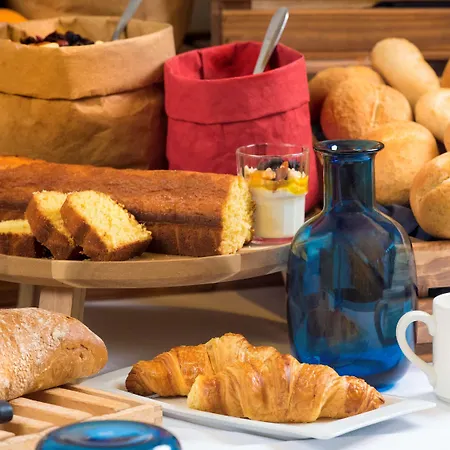 Ibis Budget Les Chaumes Hotell