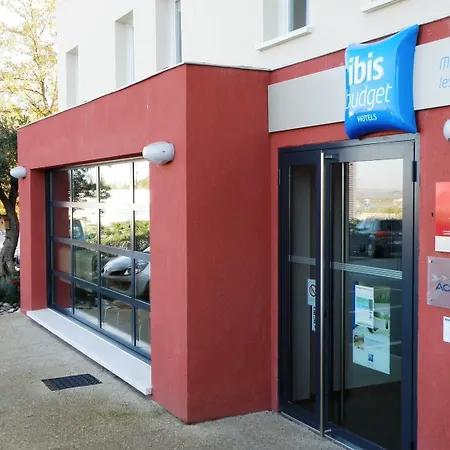 Ibis Budget Les Chaumes מונטובן