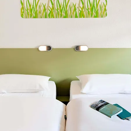 فندق Ibis Budget Les Chaumes