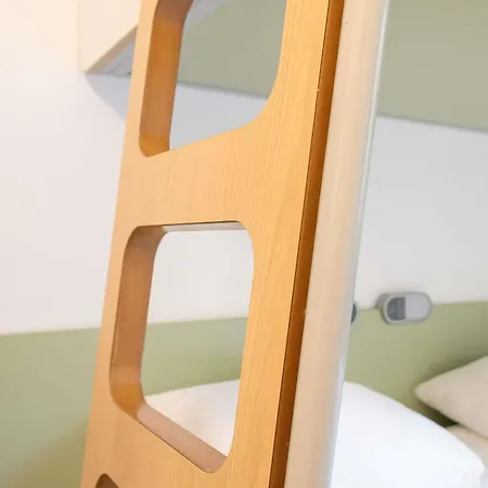 Ibis Budget Les Chaumes فندق 2*