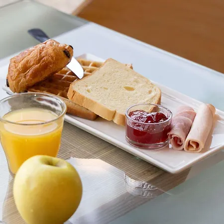 فندق Ibis Budget Les Chaumes 2*