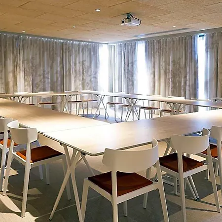 Ibis Budget Les Chaumes 2* モントーバン