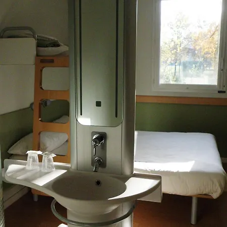 Ibis Budget Les Chaumes