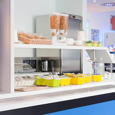 מלון Ibis Budget Les Chaumes