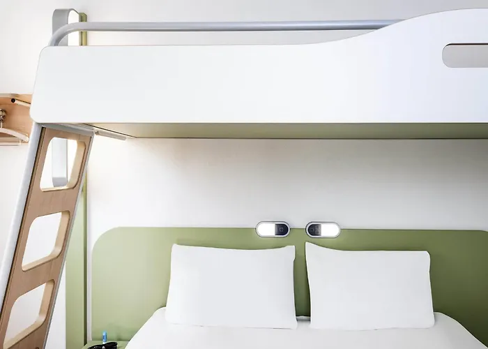 Ibis Budget Les Chaumes 2*