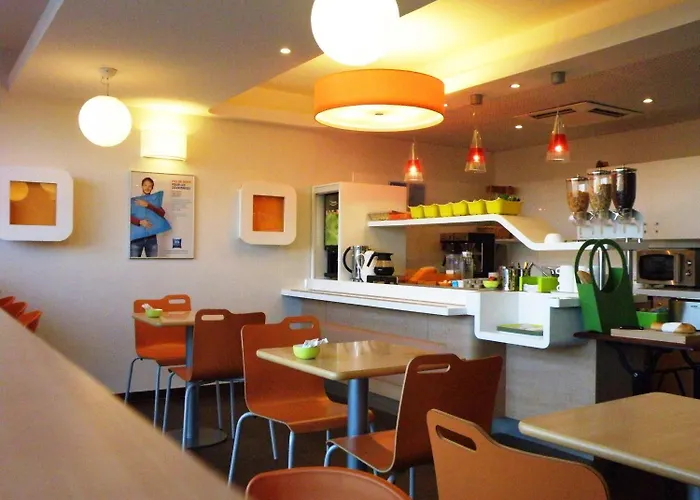 Ibis Budget Les Chaumes 호텔 몽토방